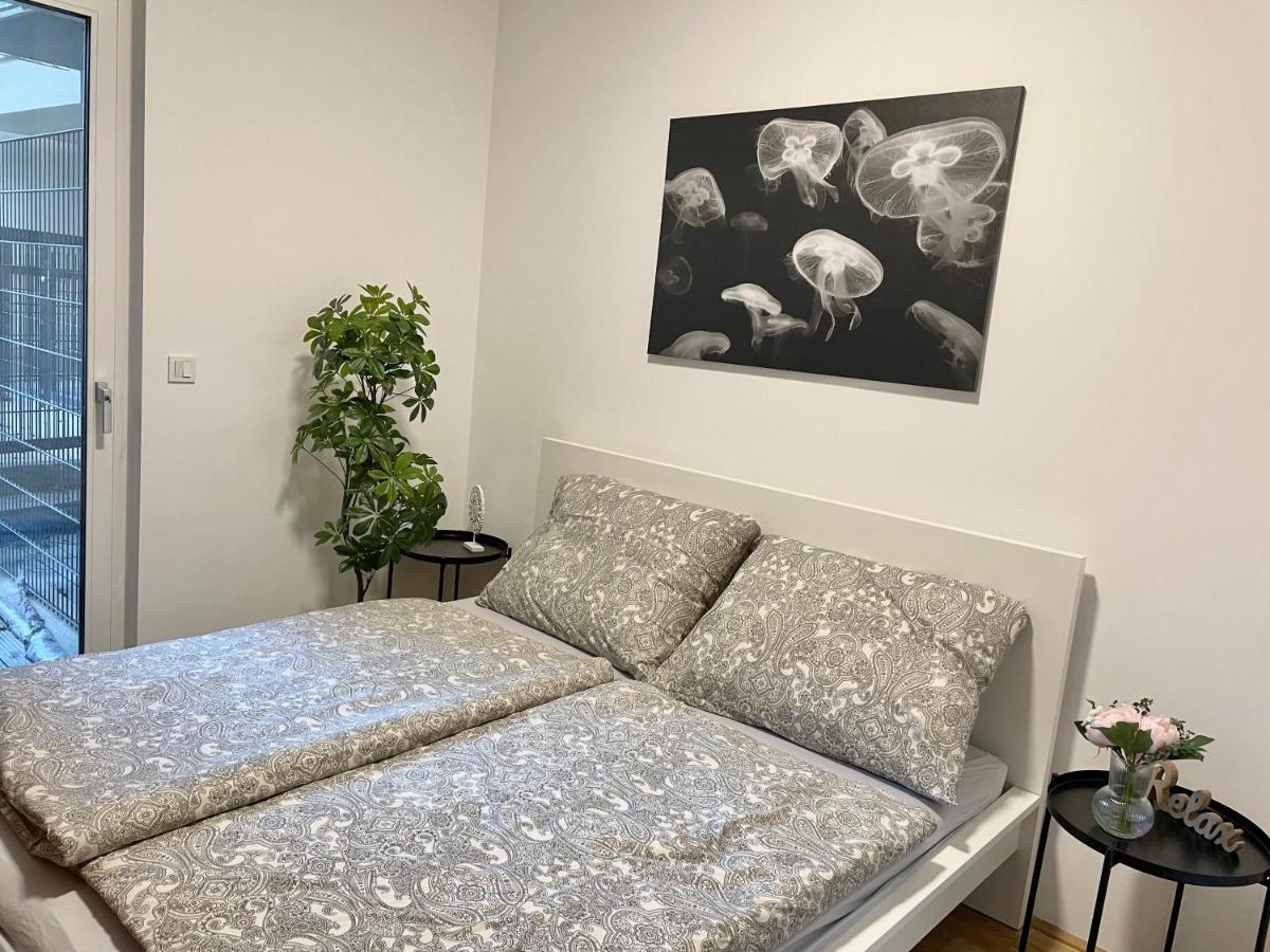 Premium Apartment With Terrace, A/C, Free Wifi And Netflix Wenen Buitenkant foto